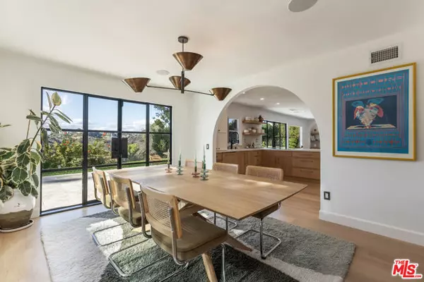10507 Woodfield Court #12, Los Angeles, CA 90077