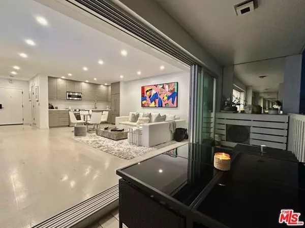 West Hollywood, CA 90069,999 N Doheny Drive #812