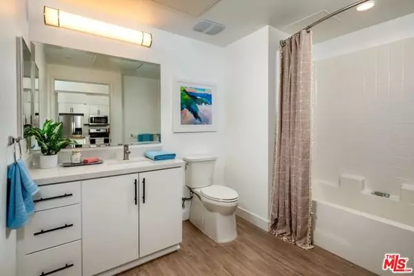 El Monte, CA 91731,10568 Promenade Gateway #451