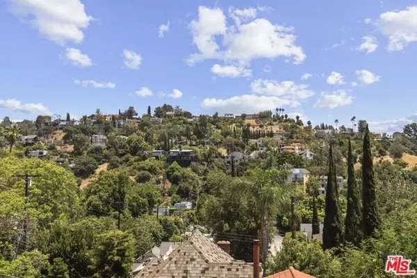 5940 Manola Way, Los Angeles, CA 90068