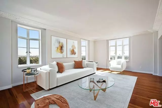 West Hollywood, CA 90046,1314 N HAYWORTH Avenue #403