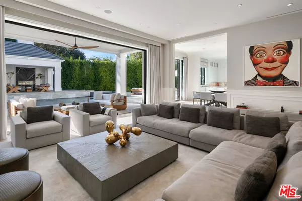 Beverly Hills, CA 90210,9520 Hidden Valley Road