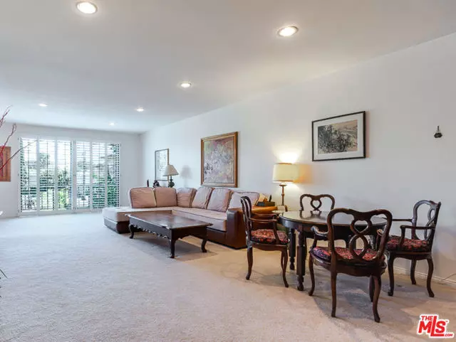 4454 Ventura Canyon Avenue #105, Sherman Oaks, CA 91423