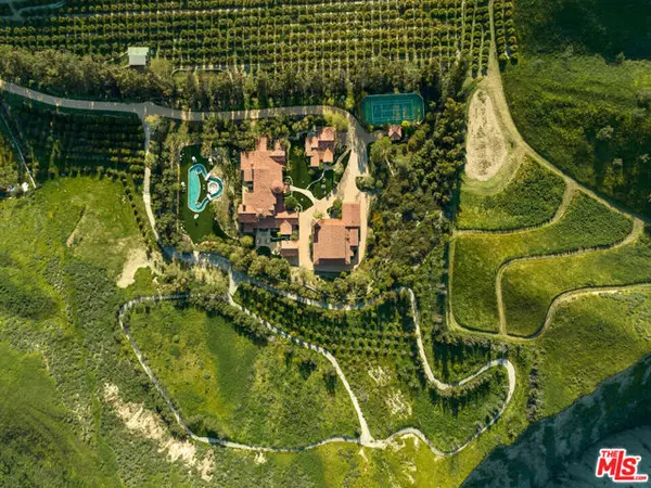 Somis, CA 93066,6914 Solano Verde Drive