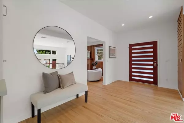 Los Angeles, CA 90034,3145 Kelton Avenue