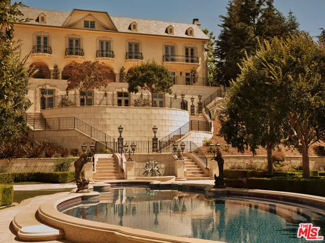 Beverly Hills, CA 90210,1420 Davies Drive