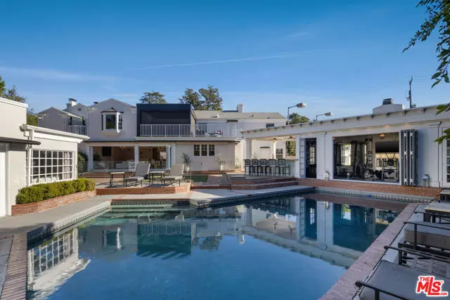 Encino (los Angeles), CA 91316,17503 Rancho Street