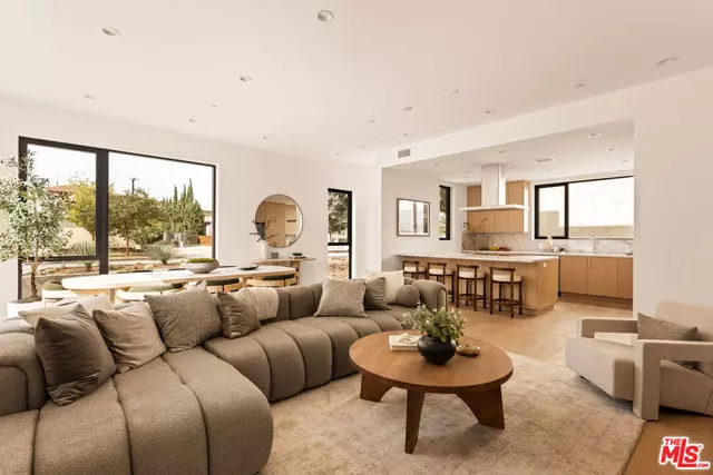 2425 20th Street #A, Santa Monica, CA 90405