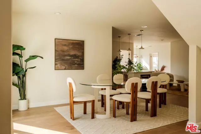 5018 Valleydale Avenue, Los Angeles, CA 90043