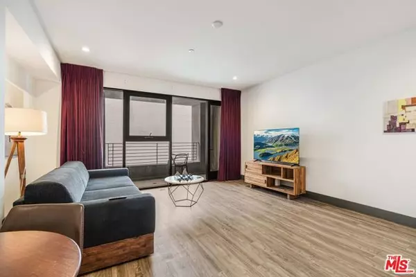 Los Angeles, CA 90015,932 S Hill Street #402