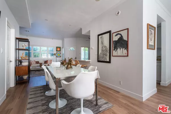 Los Angeles, CA 90027,4437 Avocado Street #101