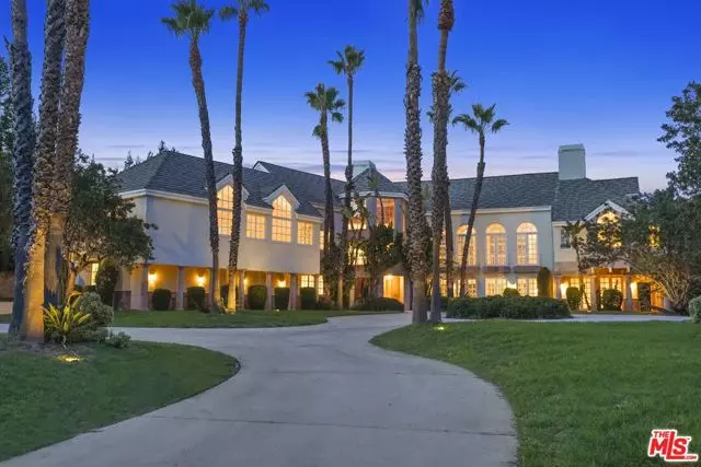 Chatsworth (los Angeles), CA 91311,22515 La Quilla Drive