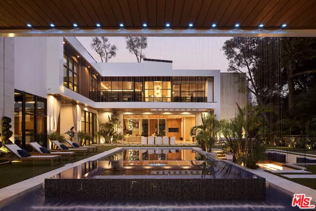 Los Angeles, CA 90049,13187 Chalon Road