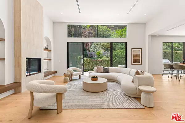 Los Angeles, CA 90049,1401 N Bundy Drive