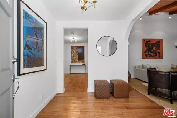 Los Angeles, CA 90068,2206 Outpost Drive