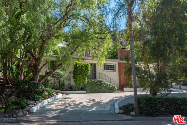 Los Angeles, CA 90068,2206 Outpost Drive