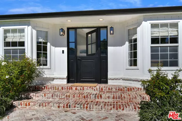 Encino (los Angeles), CA 91316,18033 Rosita Street