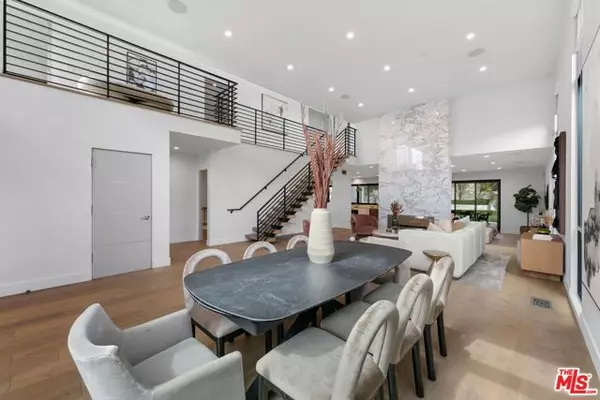 Los Angeles, CA 90024,10501 Eastborne Avenue