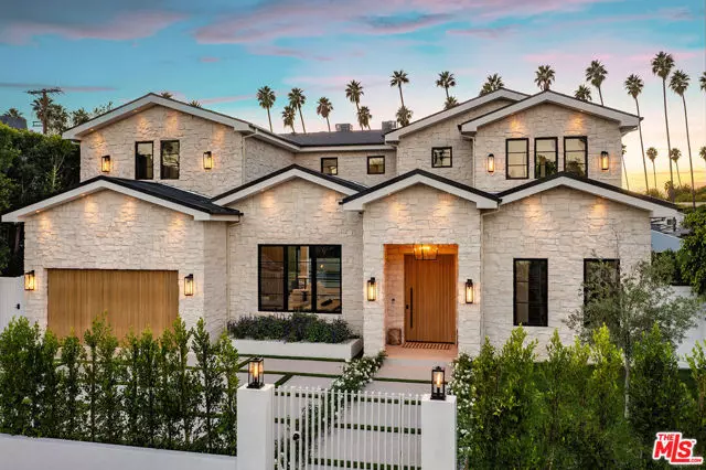 4425 Atoll Avenue, Sherman Oaks, CA 91423