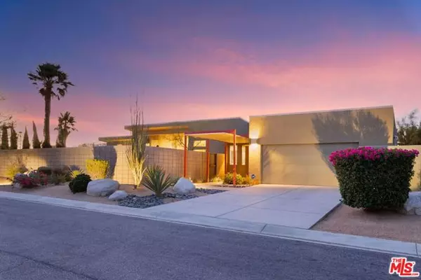 1090 Azure Court, Palm Springs, CA 92262