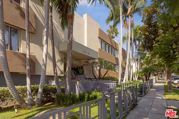 West Hollywood, CA 90046,1233 N Laurel Avenue #216
