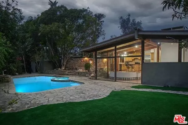 800 Bramble Way, Los Angeles, CA 90049