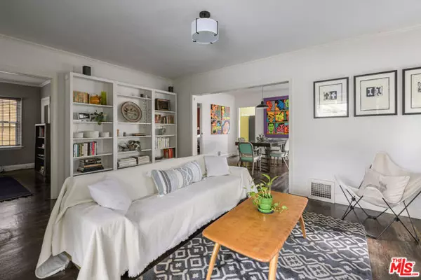 Los Angeles, CA 90027,2022 N Catalina Street