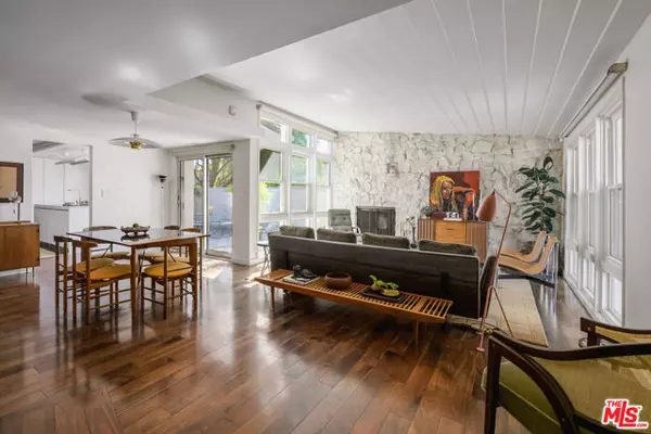 Los Angeles, CA 90035,1856 Hi Point Street