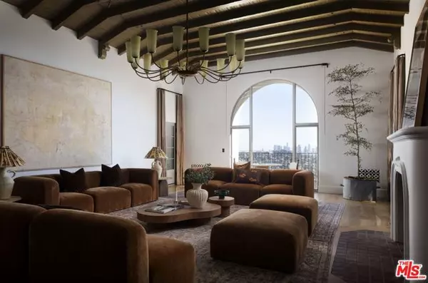 Los Angeles, CA 90027,4048 Farmouth Drive