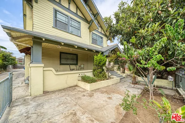 Los Angeles, CA 90006,1677 S Harvard Boulevard