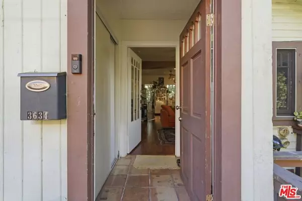 Los Angeles, CA 90065,3634 Roseview Avenue