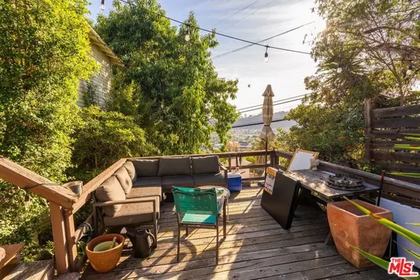 Los Angeles, CA 90065,3634 Roseview Avenue