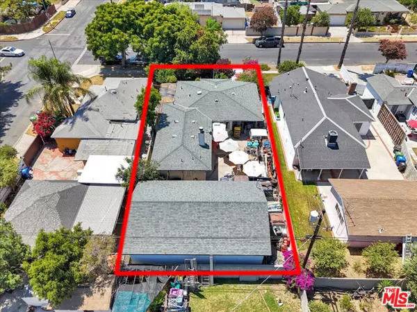 Canoga Park (los Angeles), CA 91303,7506 Independenc Avenue