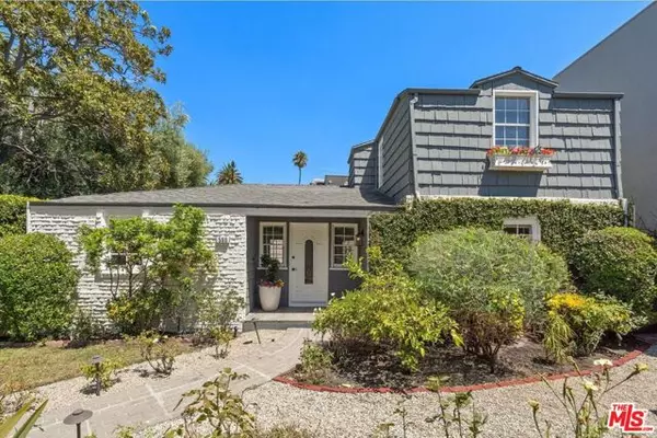 West Hollywood, CA 90048,560 N Croft Avenue
