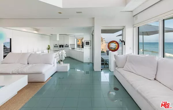 Malibu, CA 90265,21016 Pacific Coast Highway