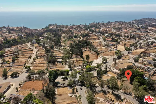 Pacific Palisades (los Angeles), CA 90272,16320 Akron Street