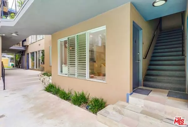 West Hollywood, CA 90046,1275 Havenhurst Drive #4