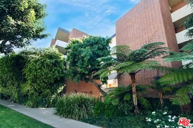 Los Angeles, CA 90049,11750 W Sunset Boulevard #304