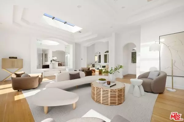 Los Angeles, CA 90077,1939 Stradella Road