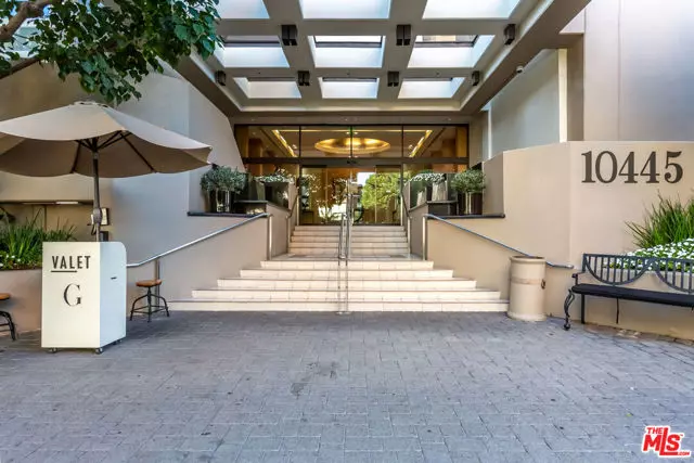Los Angeles, CA 90024,10445 Wilshire Boulevard #1806