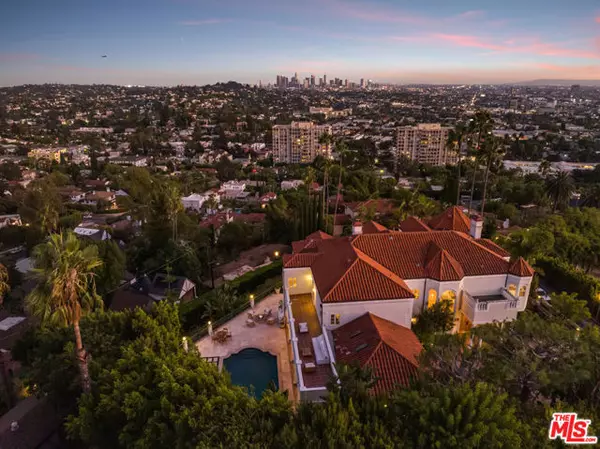 Los Angeles, CA 90027,4509 Dundee Drive