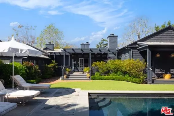 Los Angeles, CA 90049,250 S Chadbourne Avenue