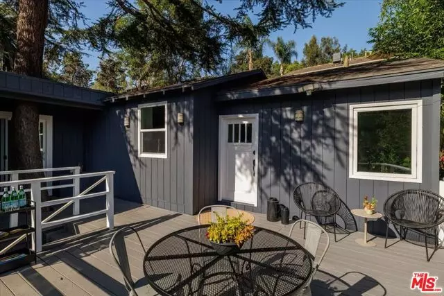 2323 Avon Street, Los Angeles, CA 90026