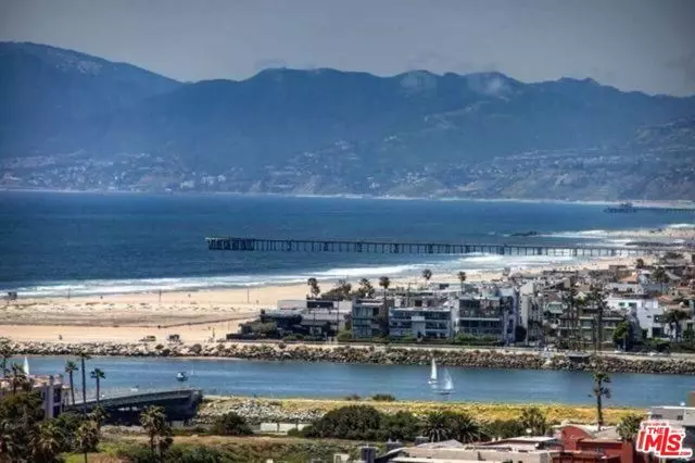 241 Rees Street #A, Playa Del Rey (los Angeles), CA 90293