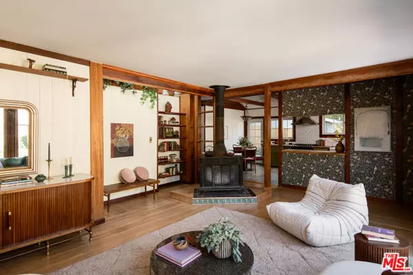 301 Museum Drive, Los Angeles, CA 90065