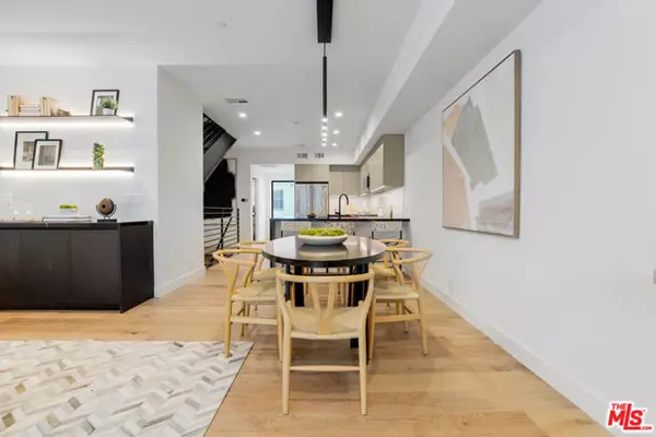 Los Angeles, CA 90016,5629 W Murray Lane