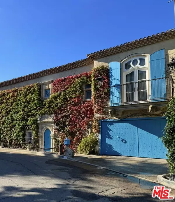 7398 Pyramid Place, Los Angeles, CA 90046