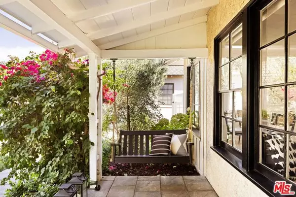 Sherman Oaks, CA 91423,13128 Hartsook Street