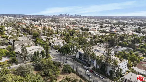 Los Angeles, CA 90046,7560 Hollywood Boulevard #310