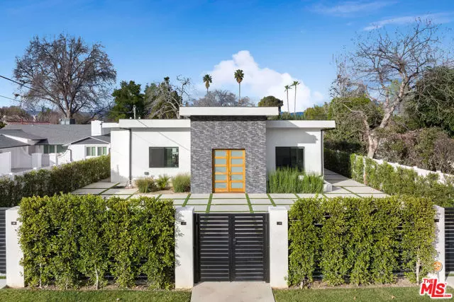 22931 Dolorosa Street, Woodland Hills (los Angeles), CA 91367